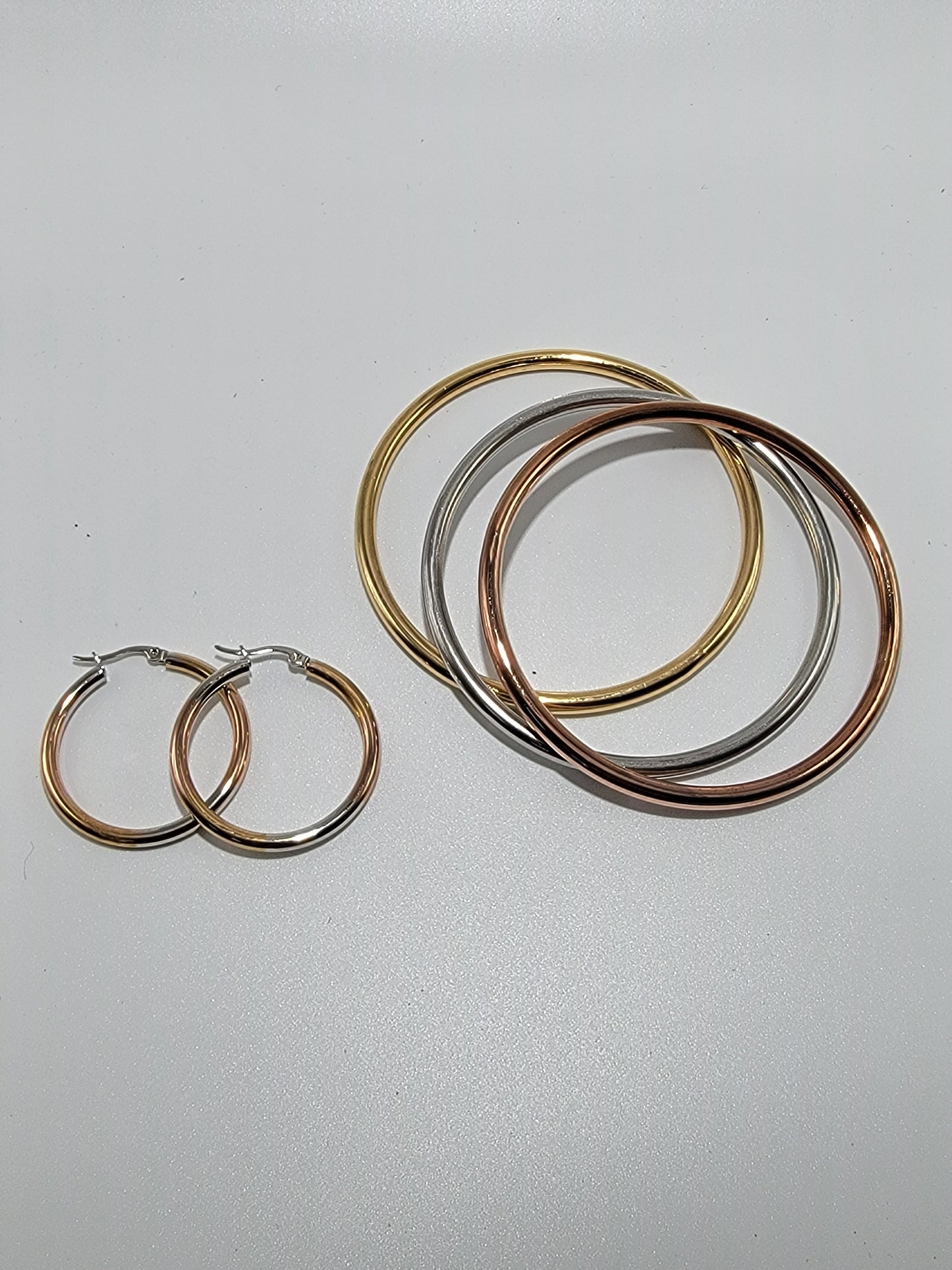 Set de brazaletes y pendientes, Stainless Steel, Oro, Plata y Rosa